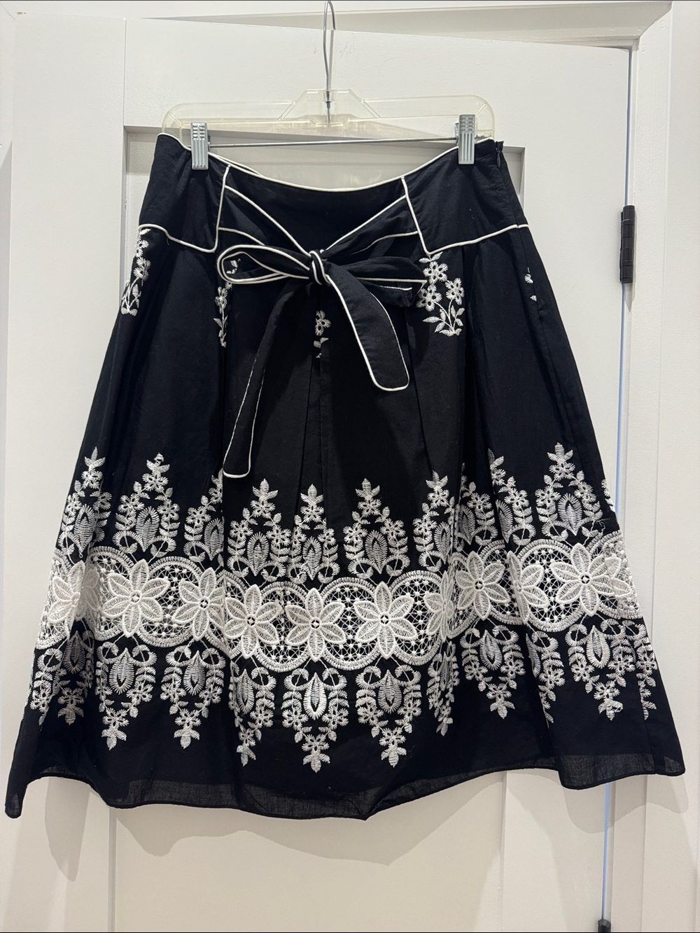 Lapis Black Midi Skirt with White Floral Embroidery and Waist Tie
